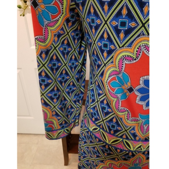 ⬇️Laundry by Shelli Segal Floral Scarf Print Dress - Picture 5 of 5